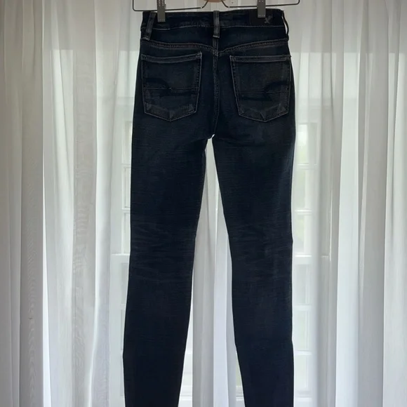 American Eagle Outfitters High-Rise Jegging - Picture 2 of 2